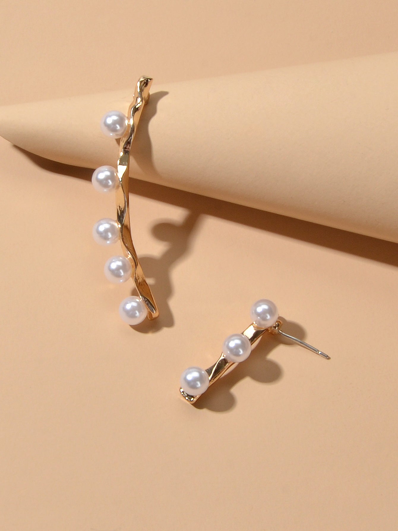 Pearl Decor Gold Strip Asymmetric Pierced Stud Earrings