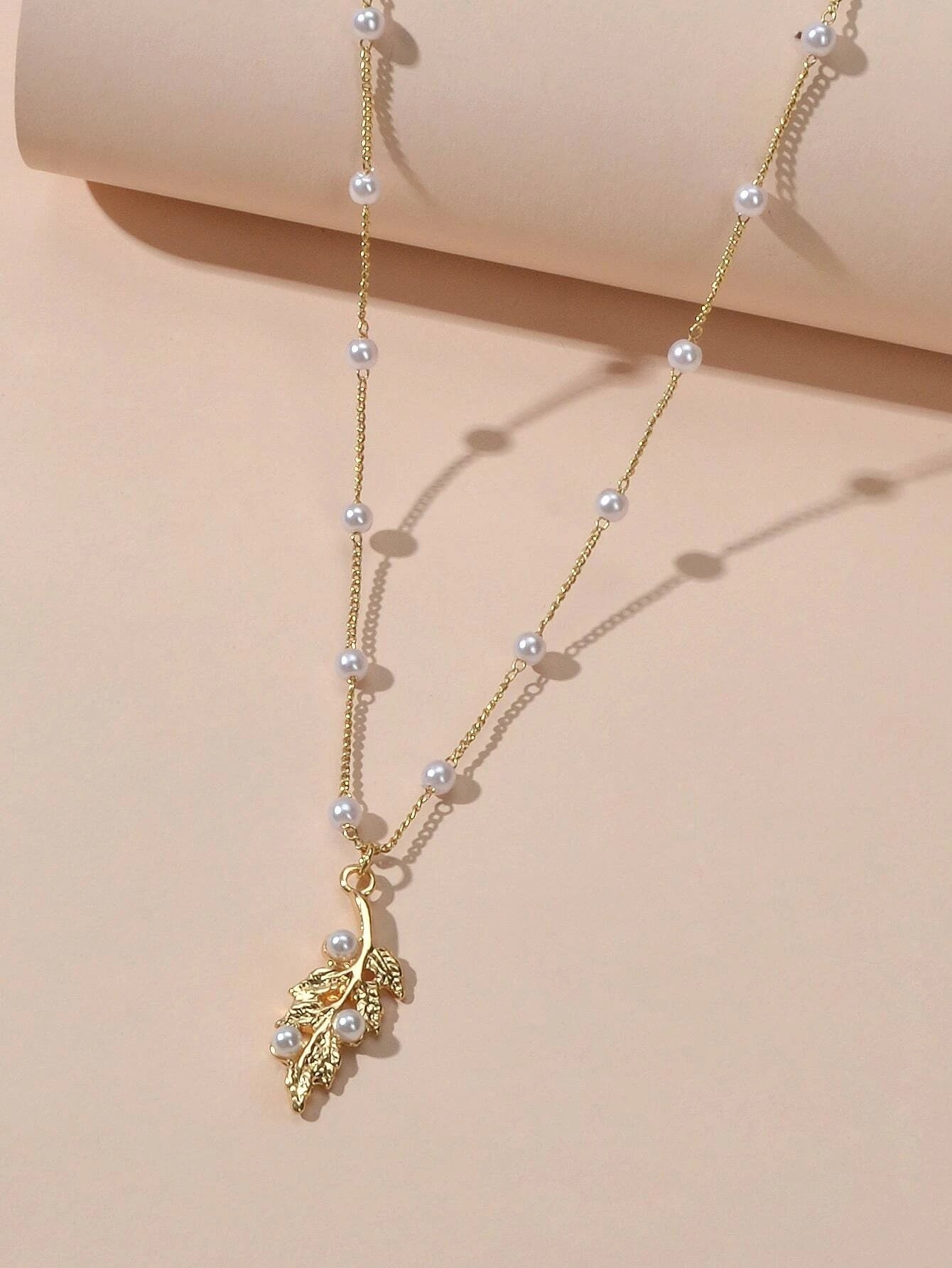 Pearl Gold Leaf Pendant Necklace Women Accessories