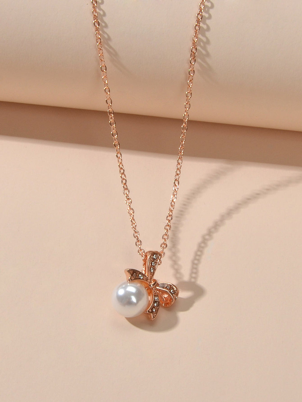 Rhinestone Rosegold Chain Pearl Bowknot Necklace